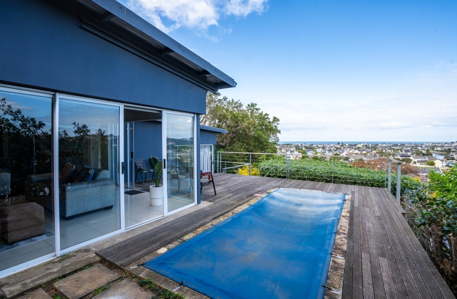 4 Bedroom Property for Sale in East Bank Eastern Cape